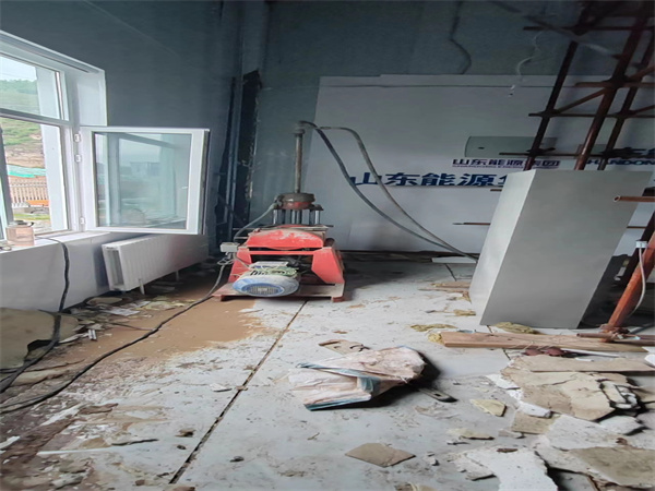 奈曼地基基础下沉墙体裂缝加固注浆顶升施工